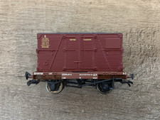 Bachmann 37-951A OO Gauge Conflat Wagon With BD Container Crimson Boxed