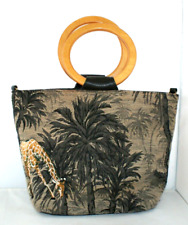 BUENO-GIRAFFE TAPESTRY BAG-WOODEN ROUND HANDLES