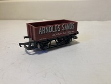 Hornby R097  Arnolds Sands