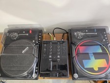 2 x Stanton str8 150 vinyl decks, Pioneer DJM 250mk2 mixer, Novation Dicer midi