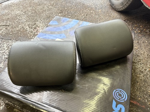 Saab rear aero headrests - rear,