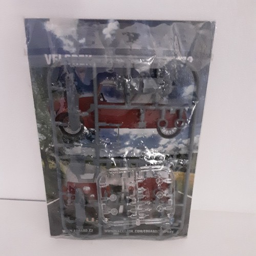 Eduard velorex 3 wheel - 1:72,