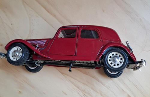 Burago 1938 citroen - 15cv, ta