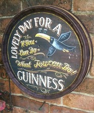 NICE GUINNESS ADVERTISING WOODEN BARREL TOP WALL HANGING PUB BAR DISPLAY TOUCAN