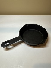 Crofton 6" Cast Iron Skillet Double Sided Pour Spouts Barely Used