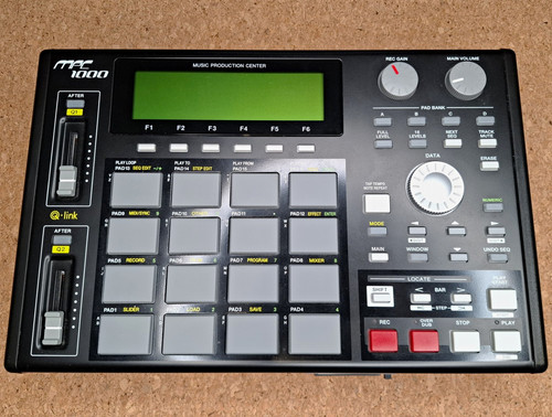 Akai mpc1000 music - mpc1000,