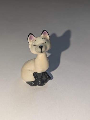 Wade lady and - the, cat