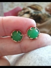 BRIGHT GREEN JADE STUD EARRINGS 3cts-in yellow gold overlay-REDUCED