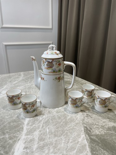 Royal worcester england - royal, coffee
