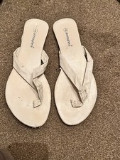 Primark Women’s Flip Flop Sandals SIZE: UK 5 NOW: £7.00