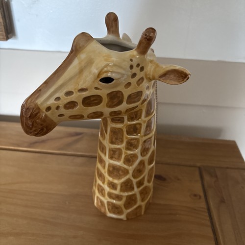 Quail ceramic giraffe - quail,