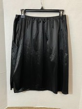 L Vintage Van Raalte Taffeta