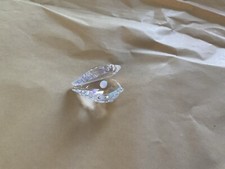 Crystal Celine Classic Clam Oyster Shell With Faux Pearl