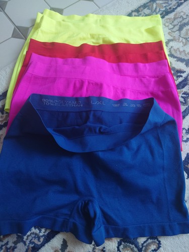 Under shorts job - job, size