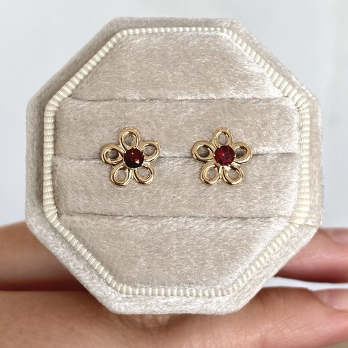 Garnet 9ct gold - garnet,