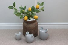 Ceramic Grey Or White Sitting