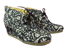 CLARKS ORIGINALS RETRO BEIGE BLACK FLORAL LACE UP  WEDGE SHOES SIZE UK 5  EU 38