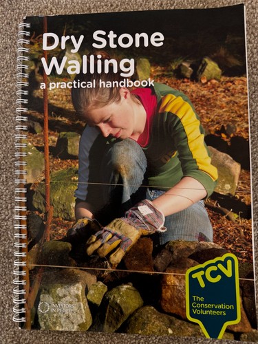 Dry stone walling practical - dry,