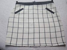 WOMEN'S GEORGE CREAM & BLACK CHECK WOOL BLEND SHORT SKIRT size 12