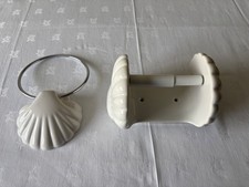 Vintage Scalloped Clamshell