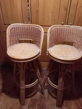 2 X Revolving Stools Wicker / Rattan/ Wood Bar  - Kitchen Stool, 