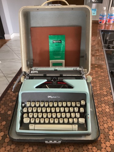 Olympia deluxe sm7 portable - olympia,