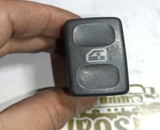 YUF101520LNF front left power window button 40210 for LAND ROVER FREELANDER 2.0