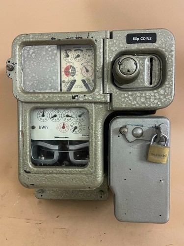Rare vintage metal cased - metal, coin