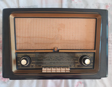 Vintage Philips 543A Valve Table Radio with good Bakelite Case
