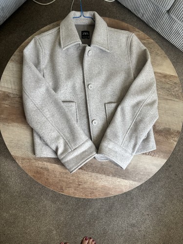 Zara women beige jacket size - beige,
