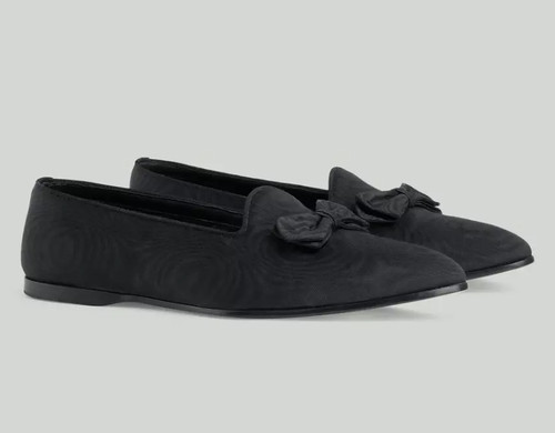 650 gucci black - £650,