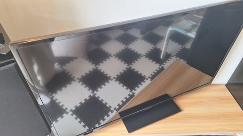 Techwood large flat screen - large, tv