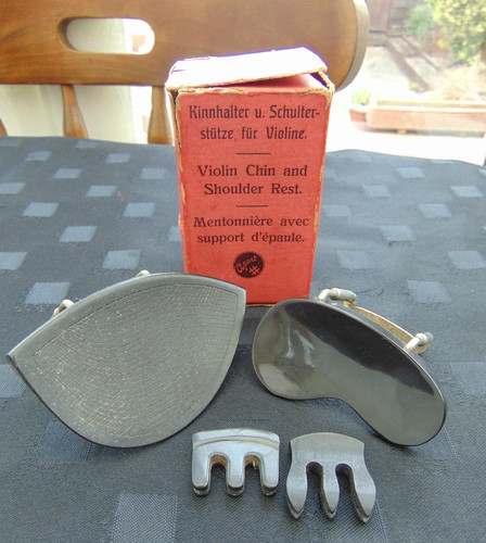 Antique violin chin shoulder - antique,