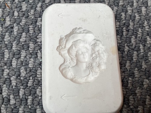 Porcelain lady head - porcelain-,
