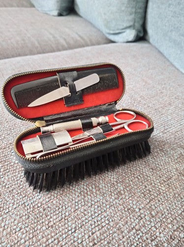 Vintage clothes brush vanity - vintage, brush/