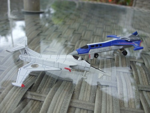 Captain scarlet angel - captain,