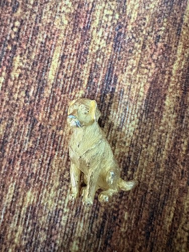 Vintage trifari gold tone - gold,