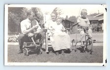 Old Vintage Photo MAN WOMAN