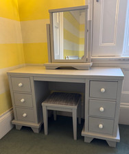 Willis & Gambier Wooden