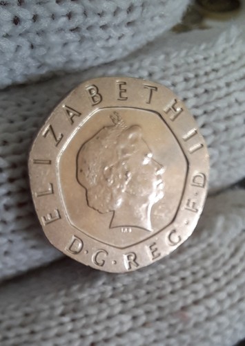 Rare undated 2008 20p - rare,