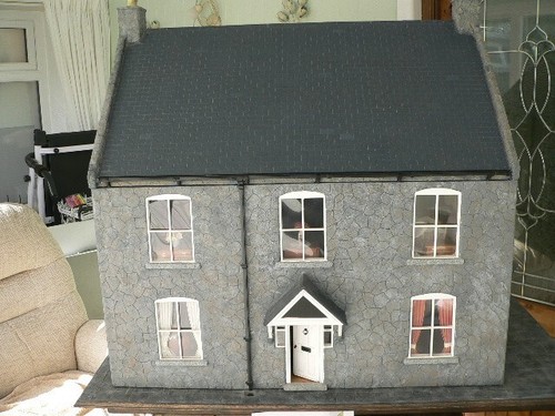 Dolls house twelfth scale - house.,