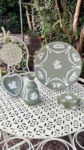 Vintage wedgwood sage green - wedgwood,