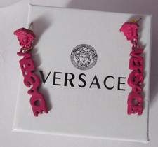 Unique Logo Versace Statement