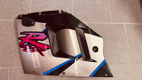 Original suzuki fairing part - original,