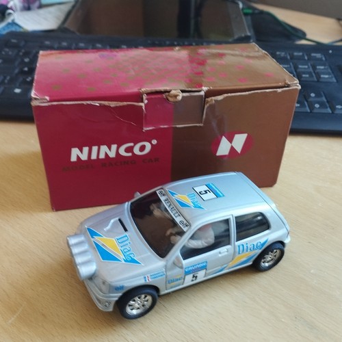 Ninco scalextric renault - /,
