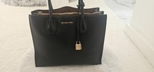 Michael Kors Mercer Pebbled