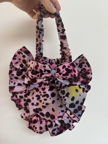 Hayley menzies cheetah print - menzies,