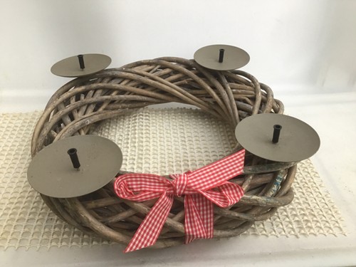 Rustic round willow - willow, candle