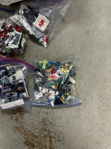 Bundle legos different set - of,
