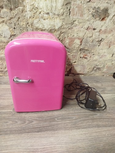 Pretty pink mini fridge - pretty,